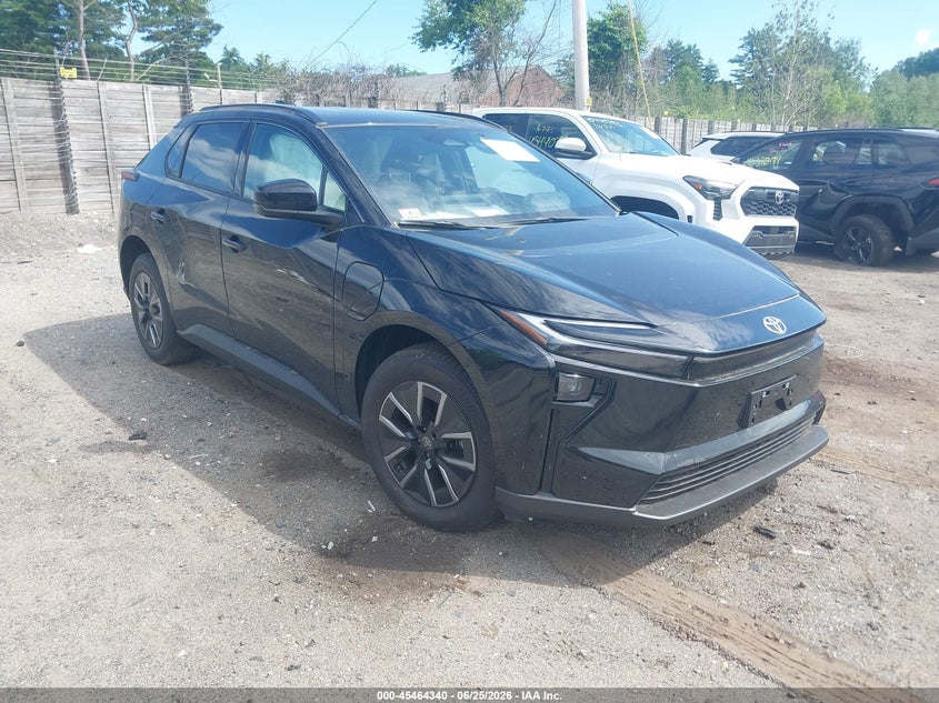2026 TOYOTA BZ XLE | JTMBDAFB8TJ016408 | UPCARS