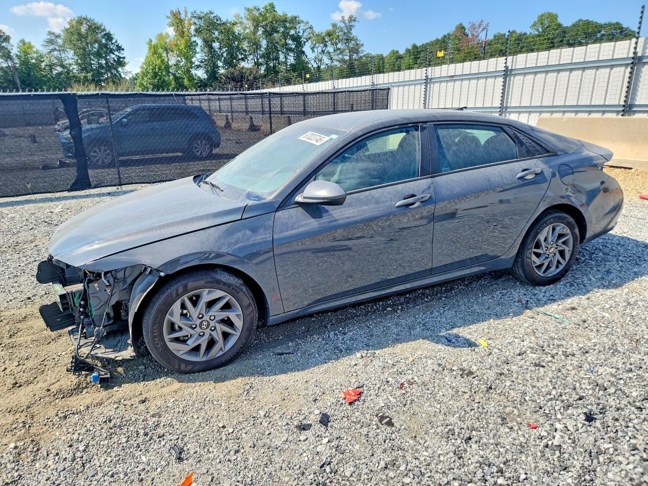 2025 HYUNDAI ELANTRA BLUE | KMHLM4DJ1SU122305 | UPCARS
