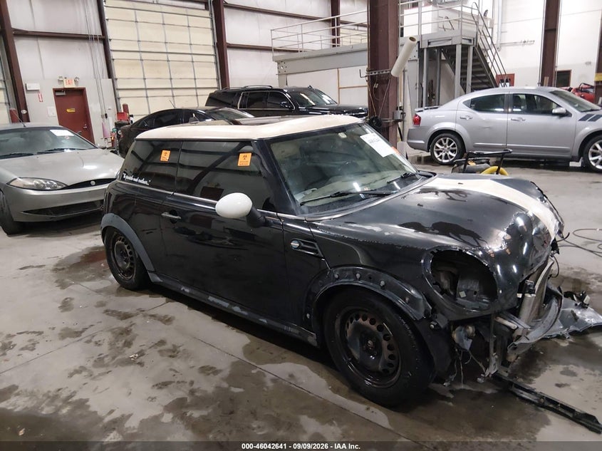 2011 MINI COOPER | WMWSU3C51BTX97458 | UPCARS