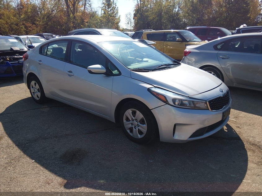 2017 KIA FORTE LX | 3KPFK4A72HE070013 | UPCARS