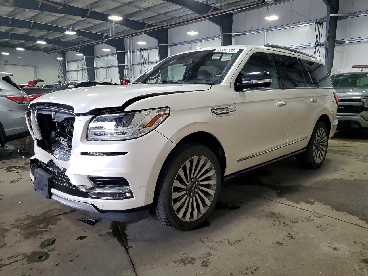 2018 LINCOLN NAVIGATO RESERVE | 5LMJJ2LT3JEL02589 | UPCARS