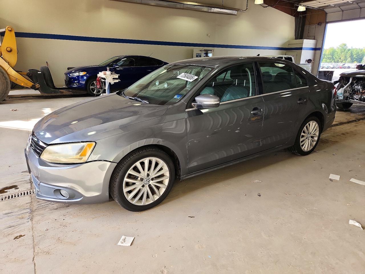 2013 VOLKSWAGEN JETTA SEL | 3VWLP7AJ9DM394218 | UPCARS