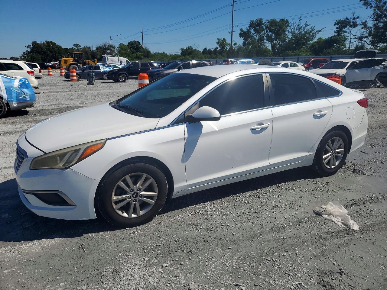 2017 HYUNDAI SONATA SE | 5NPE24AF2HH582885 | UPCARS
