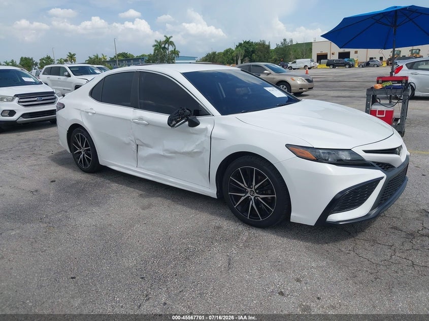 2024 TOYOTA CAMRY SE | 4T1G11AK0RU217440 | UPCARS