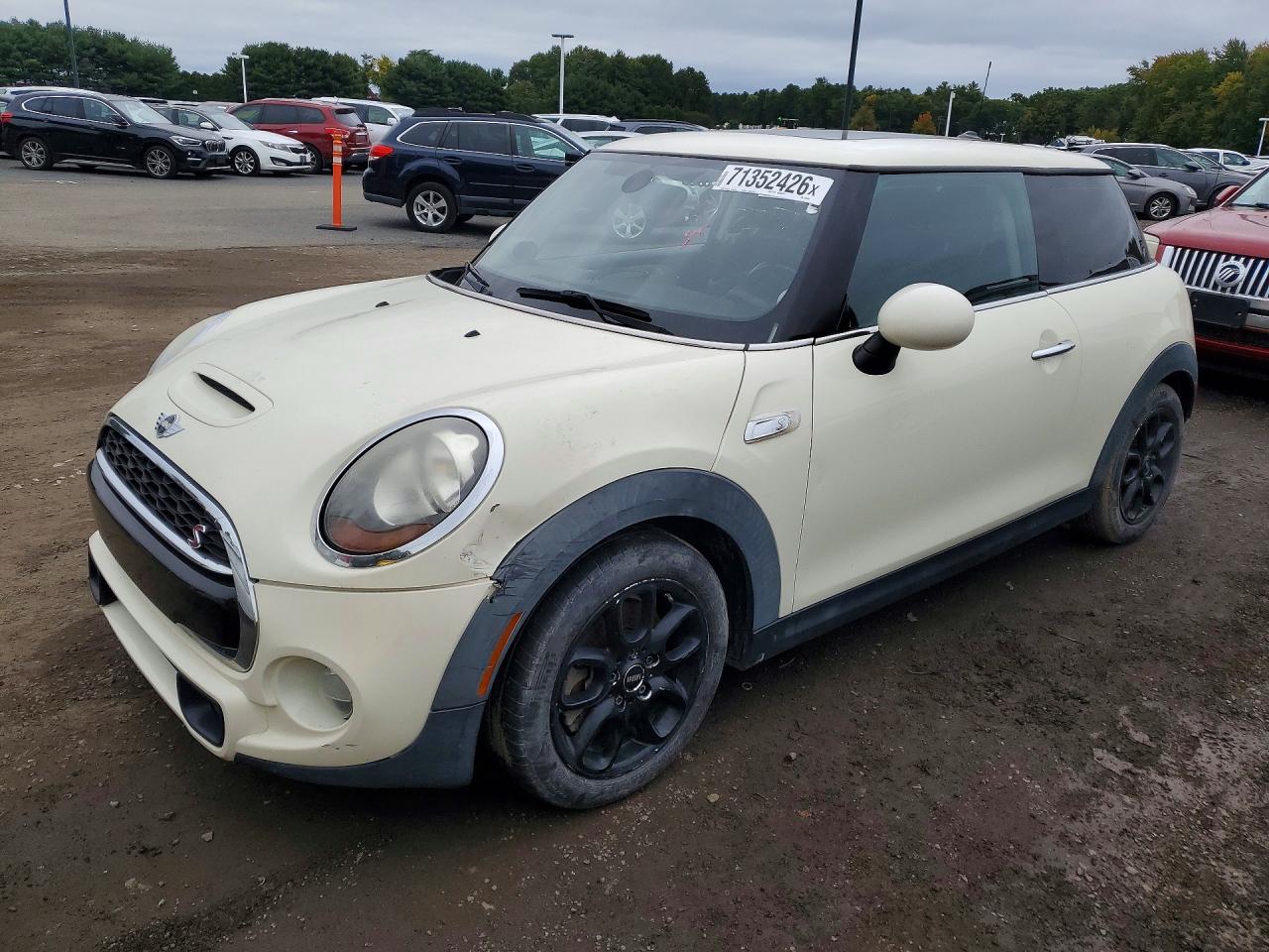 2016 MINI COOPER S | WMWXP7C52G2A43697 | UPCARS
