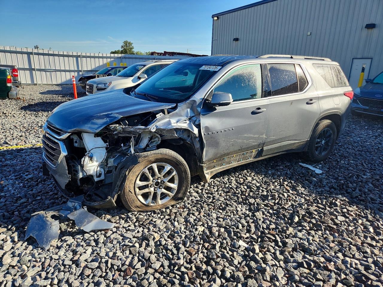 2021 CHEVROLET TRAVERSE LT | 1GNEVGKW2MJ241227 | UPCARS