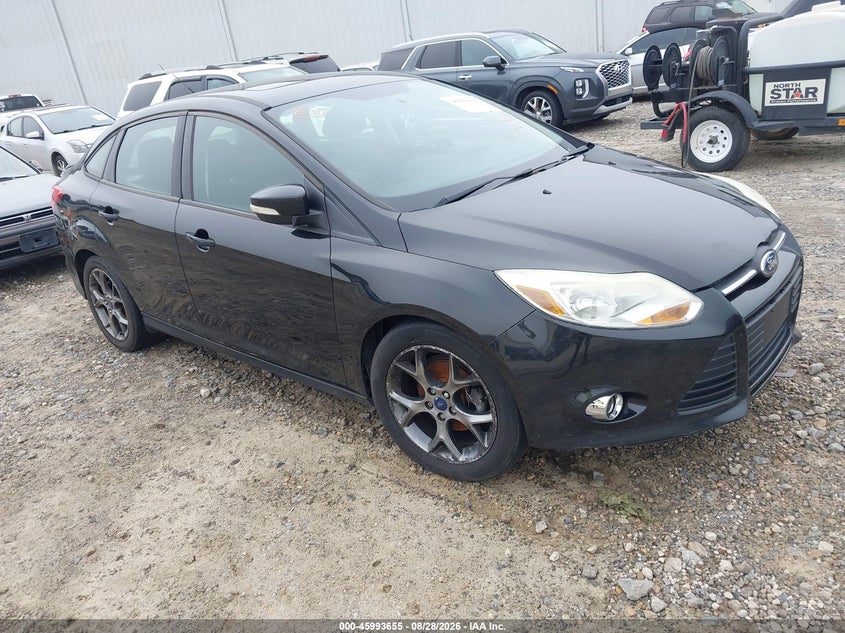 2013 FORD FOCU SE | 1FADP3F28DL169975 | UPCARS