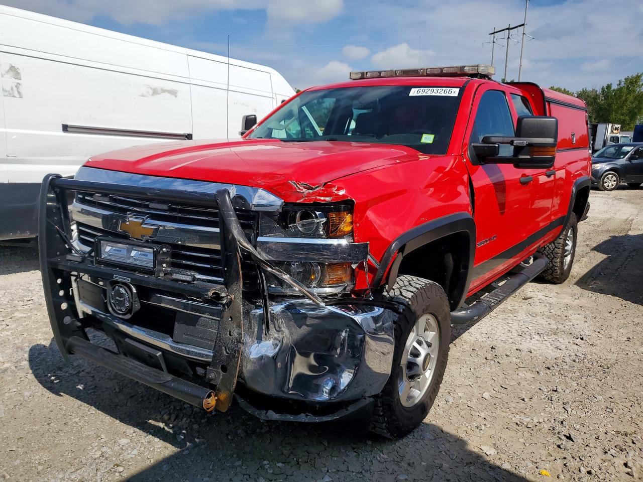 2018 CHEVROLET SILVERADO K2500 HEAVY DUTY | 1GC2KUEG0JZ137243 | UPCARS