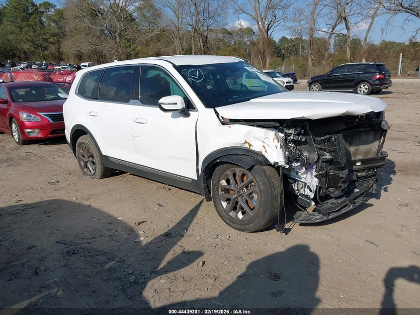 2023 KIA TELLURIDE LX | 5XYP2DGC1PG364786 | UPCARS