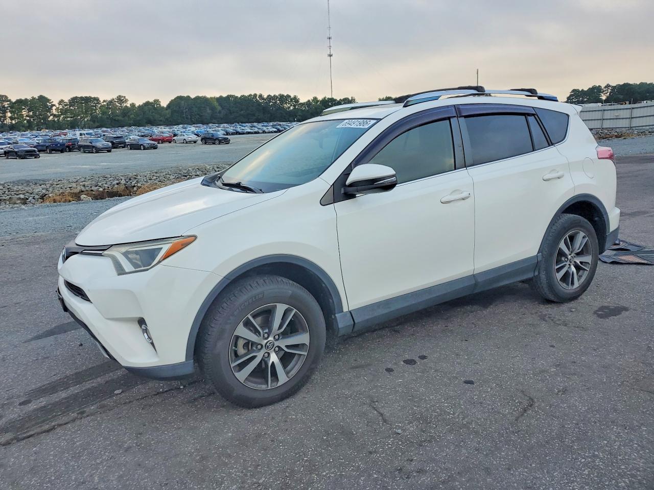 2016 TOYOTA RAV4 XLE | JTMWFREV8GJ076765 | UPCARS
