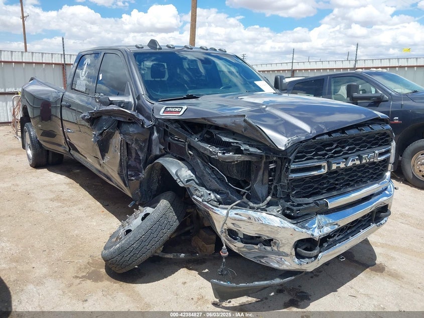 2023 RAM 3500 TRADESMAN  4X4 8' BOX | 3C63RRGL8PG623791 | UPCARS