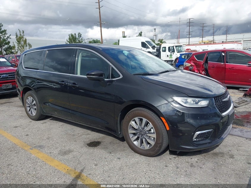 2023 CHRYSLER PACIFICA HYBRID TOURING L | 2C4RC1L77PR599010 | UPCARS