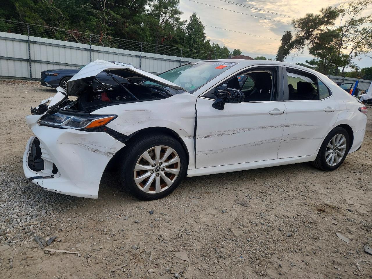 2018 TOYOTA CAMRY LE | JTNB11HK0J3016096 | UPCARS