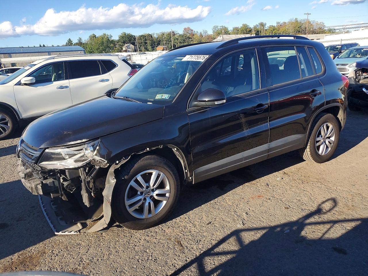 2017 VOLKSWAGEN TIGUAN S | WVGBV7AX0HK031078 | UPCARS