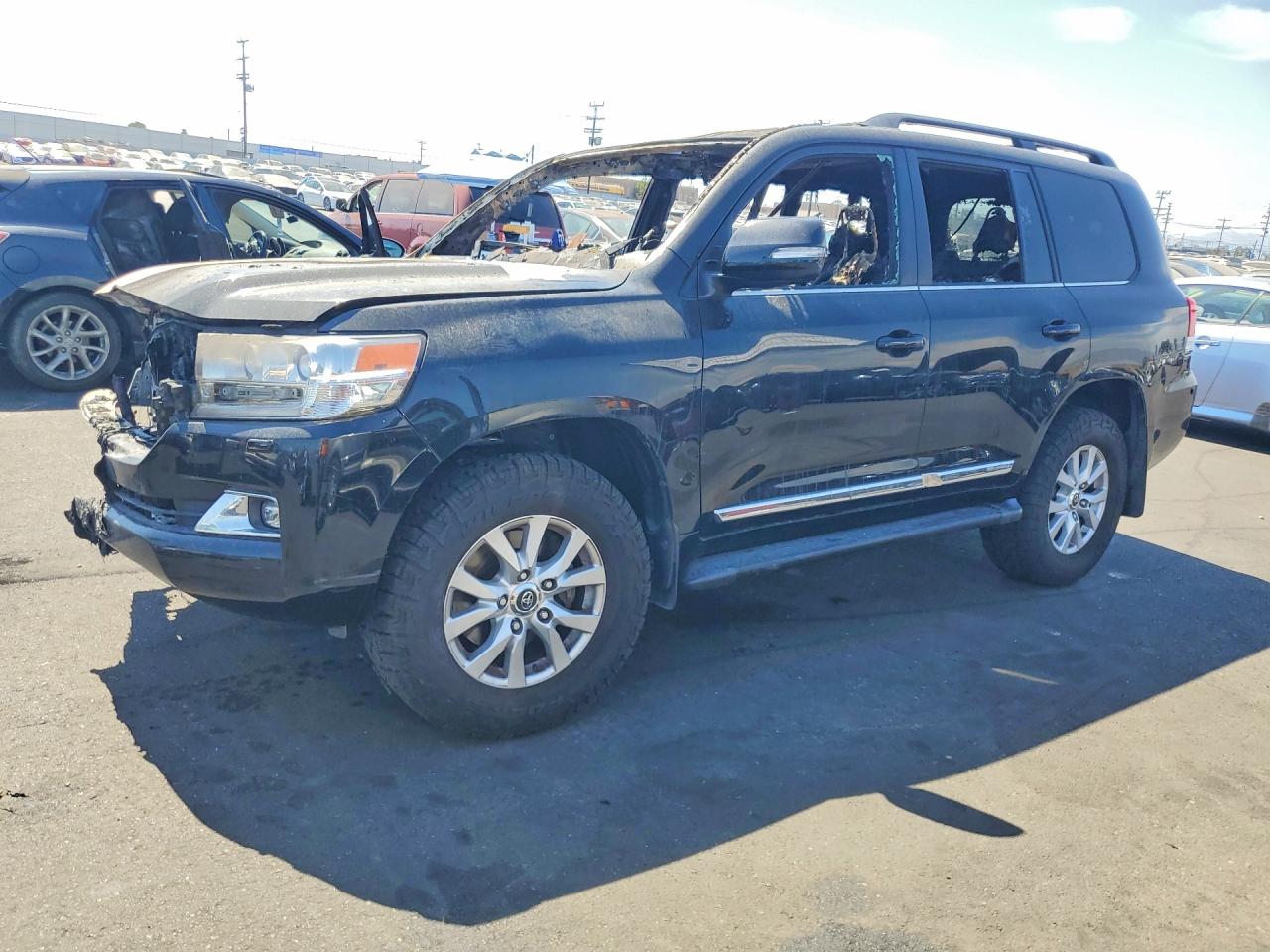 2018 TOYOTA LAND CRUIS BASE | JTMCY7AJ7J4073236 | UPCARS