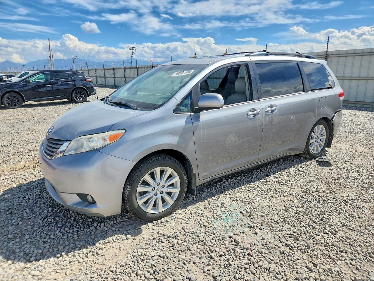 2013 TOYOTA SIENNA XLE 7-PASSENGER | 5TDDK3DC9DS056748 | UPCARS