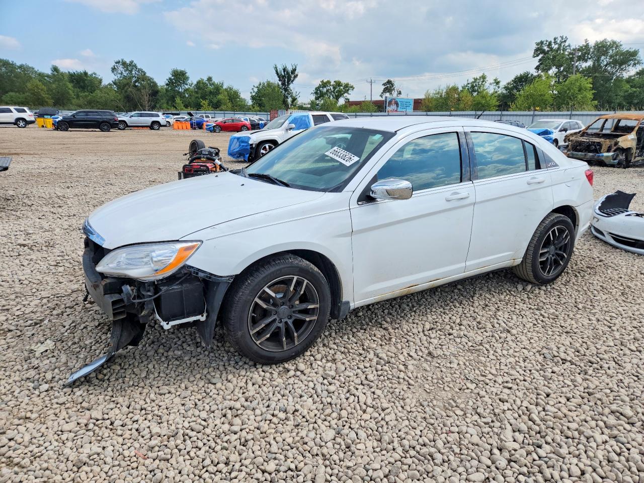 2013 CHRYSLER 200 LX | 1C3CCBAB0DN671388 | UPCARS