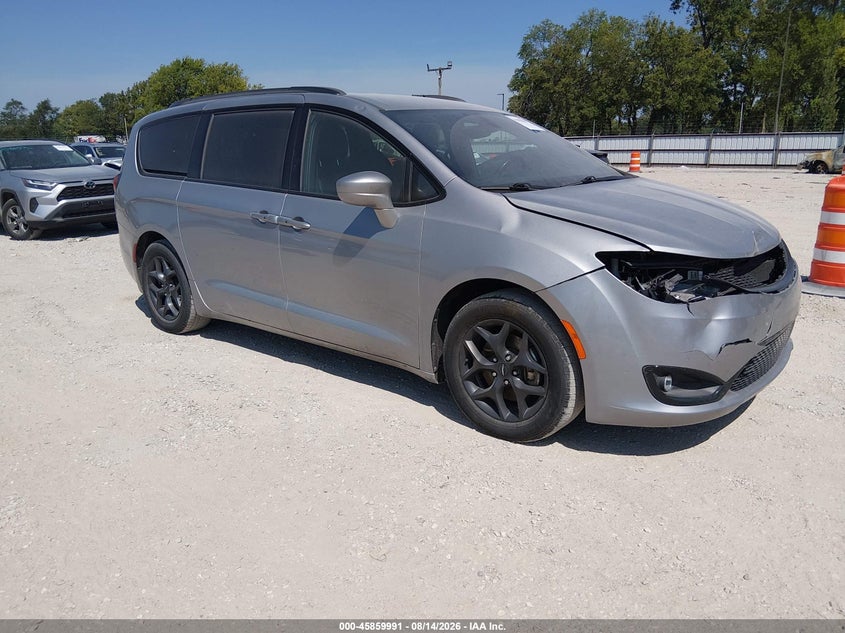 2018 CHRYSLER PACIFICA TOURING L | 2C4RC1BG8JR178311 | UPCARS