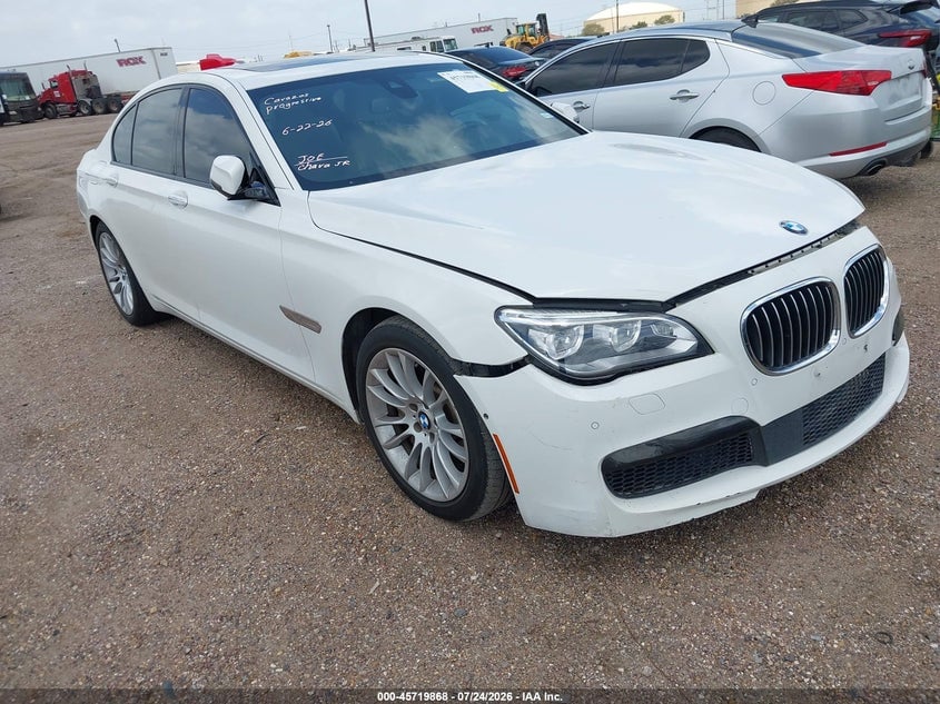 2015 BMW 750I | WBAYA8C51FD825582 | UPCARS