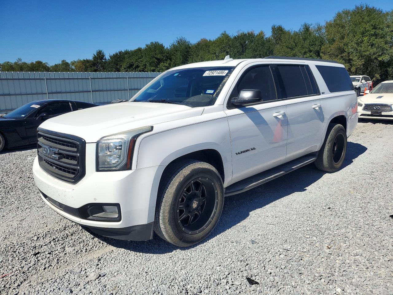 2015 GMC YUKON C1500 SLT | 1GKS1HKC8FR569229 | UPCARS