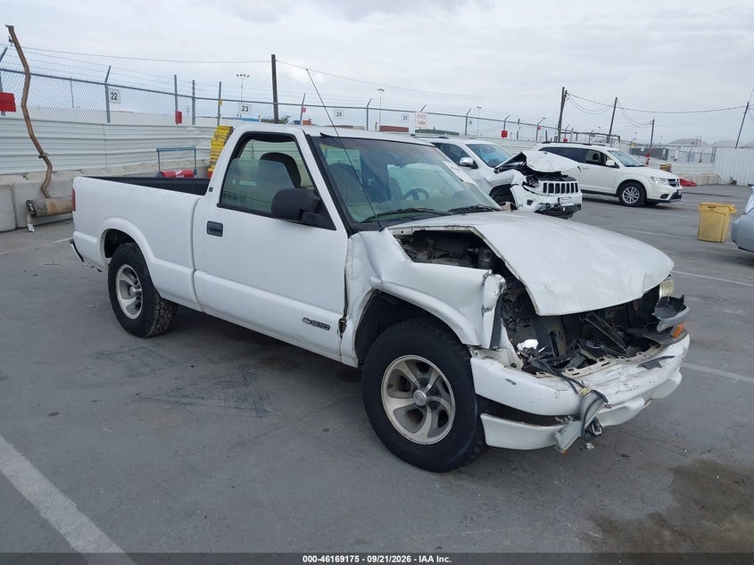 2000 CHEVROLET S-10 LS | 1GCCS144XY8126132 | UPCARS