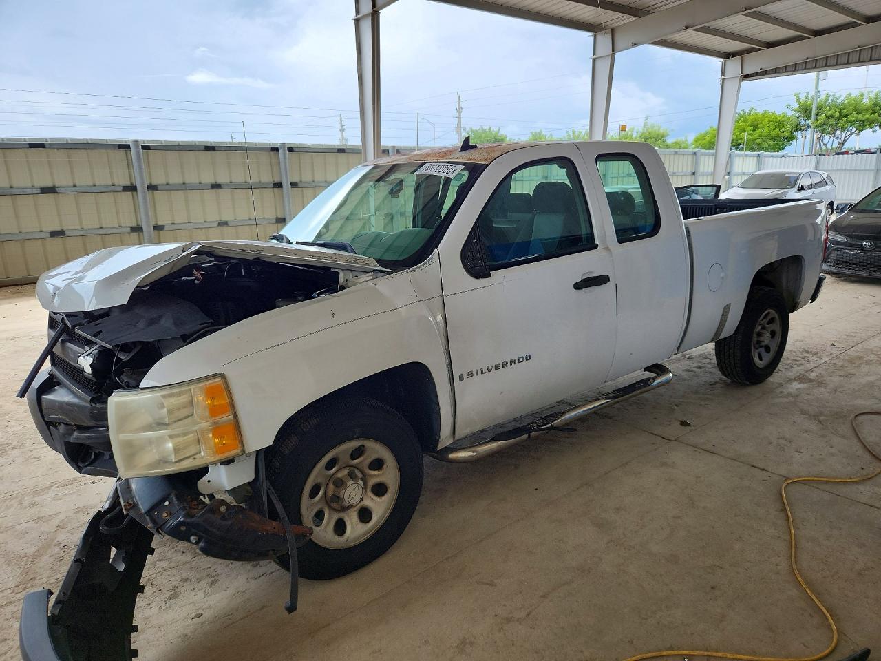 2008 CHEVROLET SILVERADO C1500 | 2GCEC19J681256898 | UPCARS