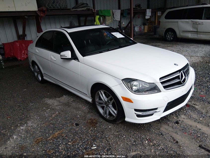2014 MERCEDES-BENZ C 300 LUXURY 4MATIC/SPORT 4MATIC | WDDGF8AB1EA956719 | UPCARS