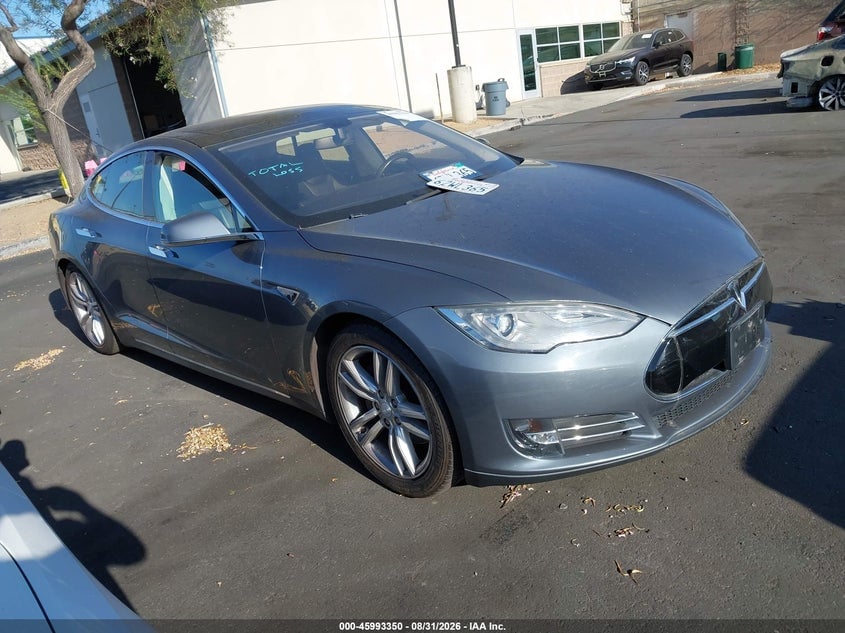2013 TESLA MODEL S | 5YJSA1CN5DFP10036 | UPCARS