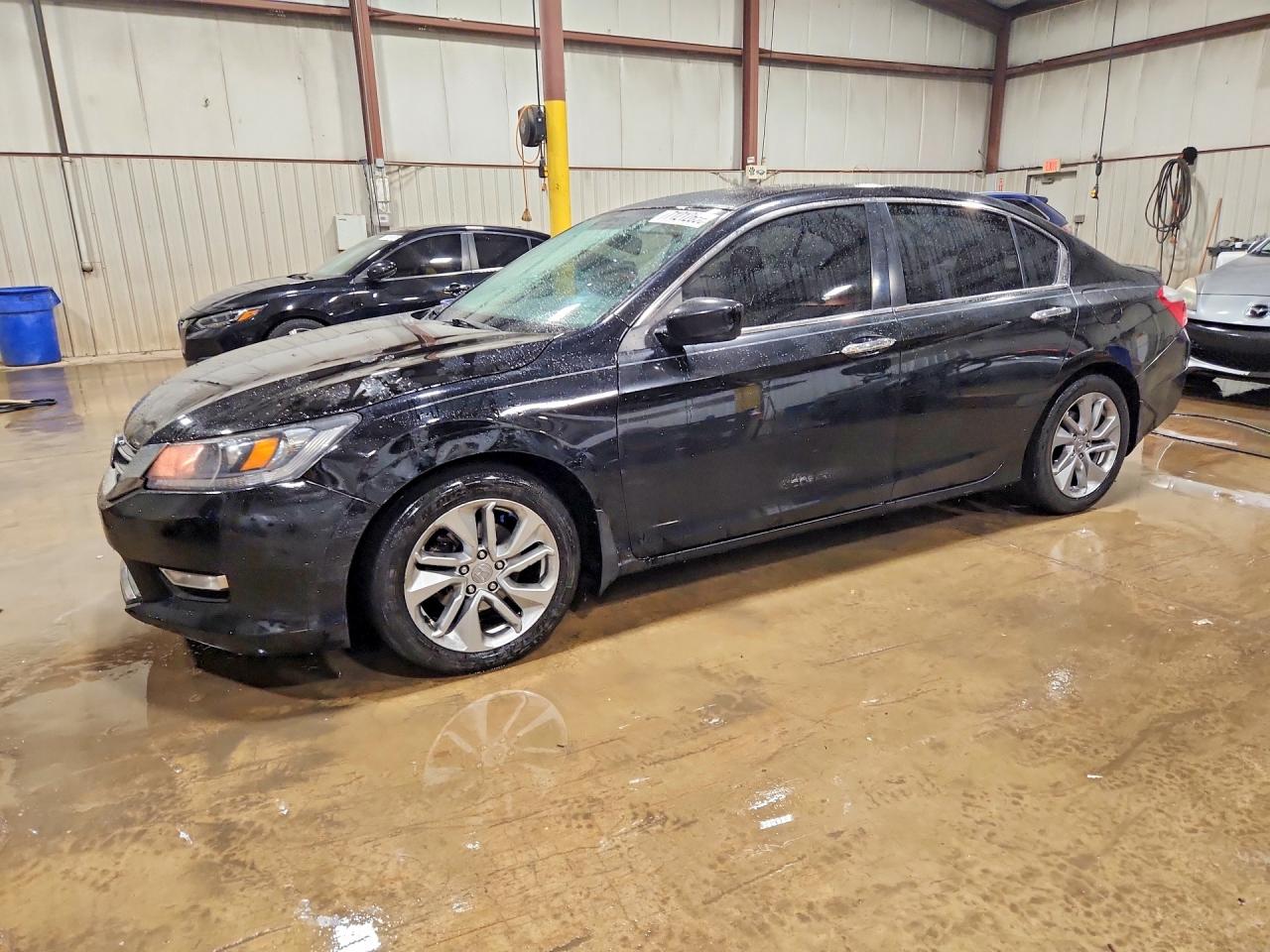 2015 HONDA ACCORD SPORT | 1HGCR2F56FA088705 | UPCARS