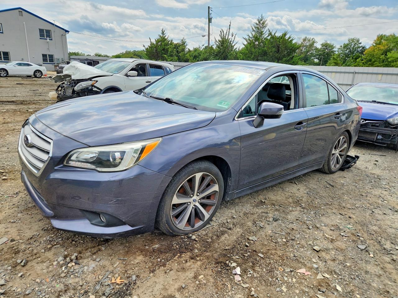 2015 SUBARU LEGACY 2.5I LIMITED | 4S3BNAN66F3018359 | UPCARS
