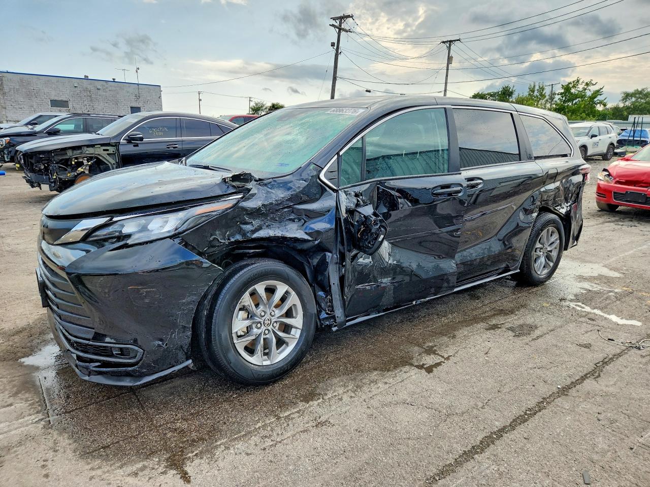 2026 TOYOTA SIENNA LE | 5TDKSKFC8TS232833 | UPCARS