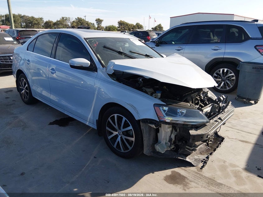 2017 VOLKSWAGEN JETTA 1.4T SE | 3VWDB7AJ4HM412150 | UPCARS