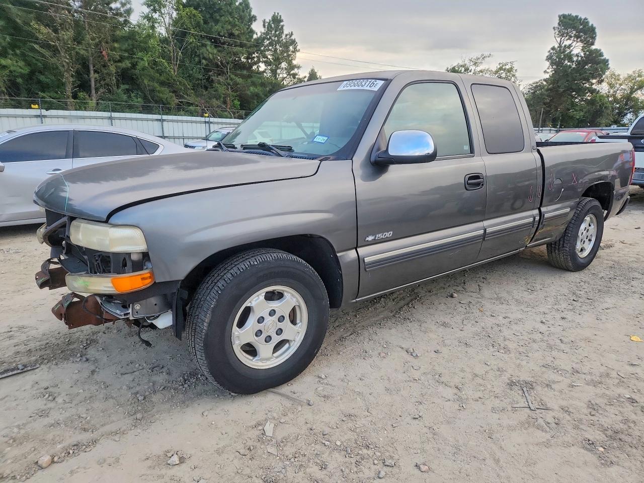 2002 CHEVROLET SILVERADO C1500 | 2GCEC19T021227728 | UPCARS