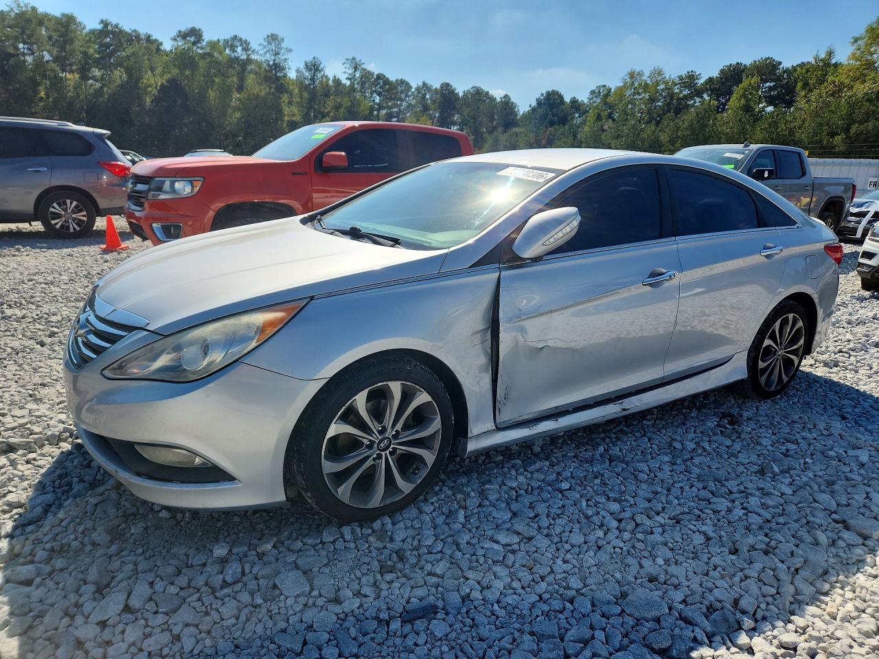 2014 HYUNDAI SONATA SE | 5NPEC4AC9EH844609 | UPCARS