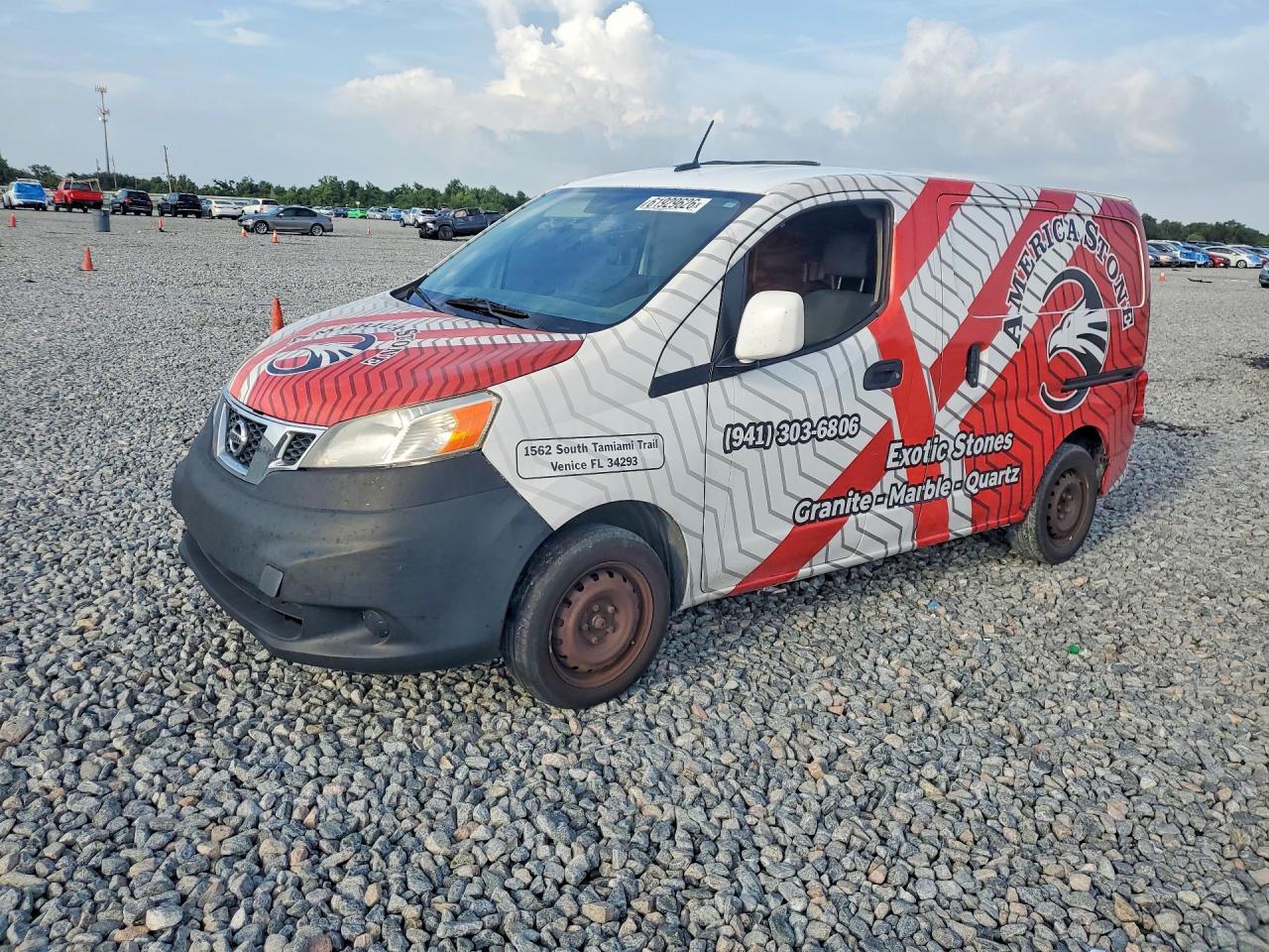 2017 NISSAN NV200 SV | 3N6CM0KN6HK721886 | UPCARS