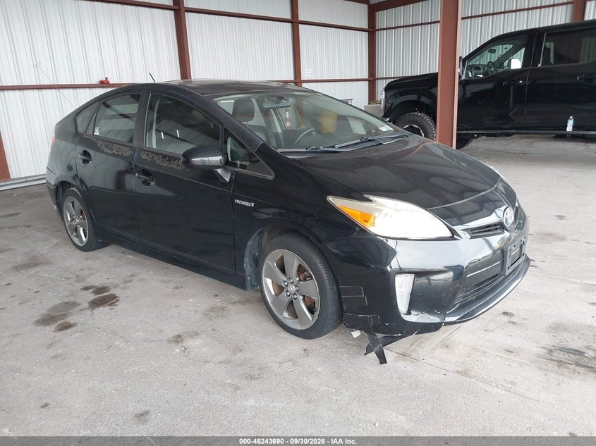 2013 TOYOTA PRIUS THREE SE | JTDKN3DU6D5618781 | UPCARS