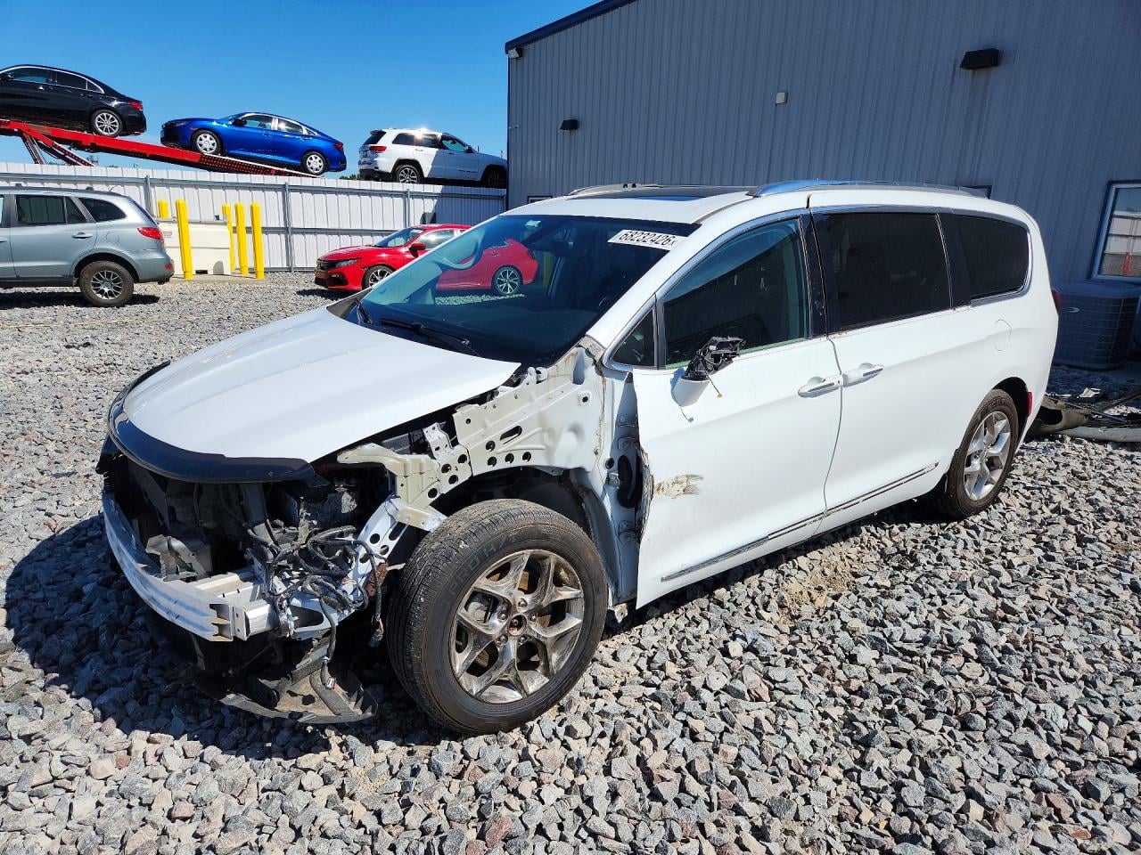 2018 CHRYSLER PACIFICA LIMITED | 2C4RC1GG3JR364654 | UPCARS
