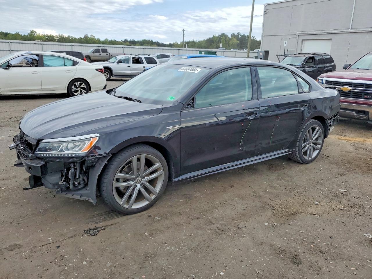 2018 VOLKSWAGEN PASSAT S | 1VWAA7A34JC010403 | UPCARS