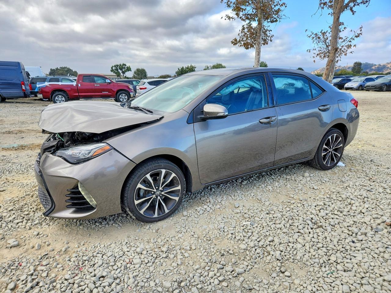 2017 TOYOTA COROLLA SE | 5YFBURHE2HP672368 | UPCARS