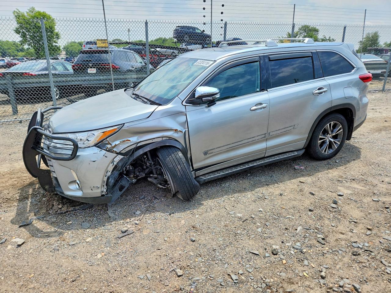 2018 TOYOTA HIGHLANDER XLE | 5TDJZRFH2JS914440 | UPCARS