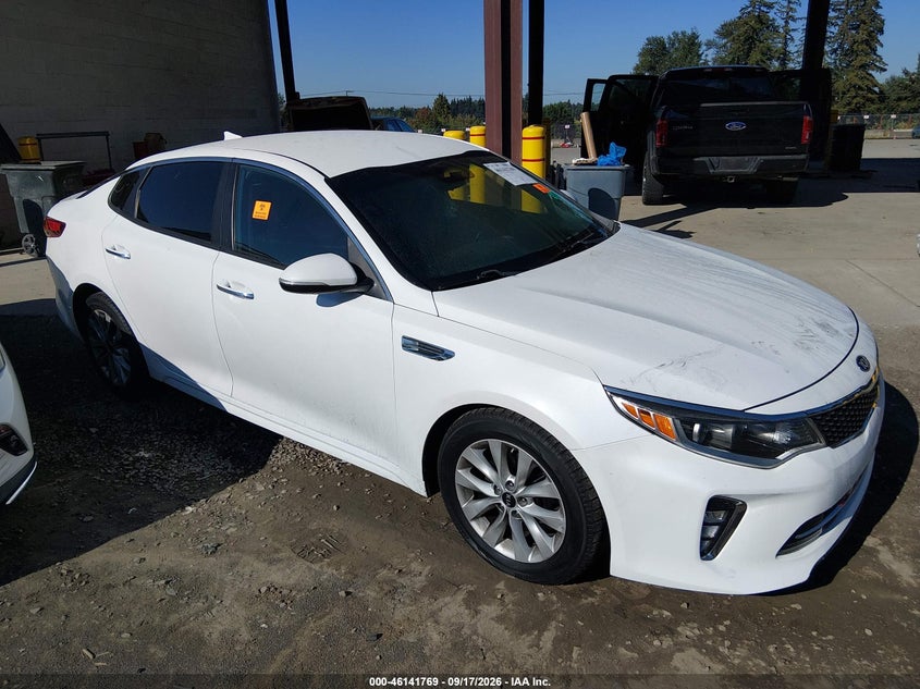 2018 KIA OPTIMA S | 5XXGT4L30JG234237 | UPCARS