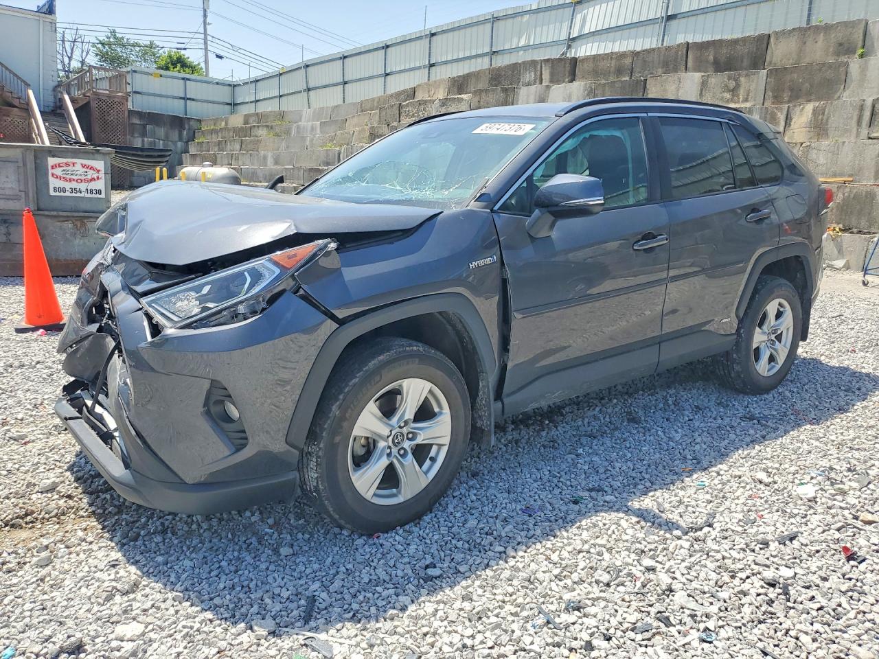 2020 TOYOTA RAV4 XLE | 2T3RWRFV0LW072068 | UPCARS