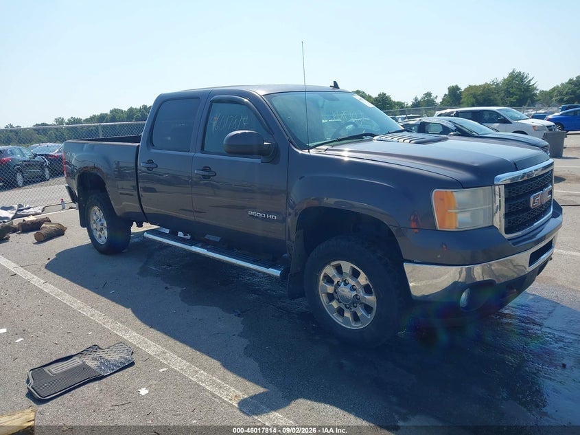 2011 GMC SIERRA 2500HD SLT | 1GT121CG6BF156864 | UPCARS