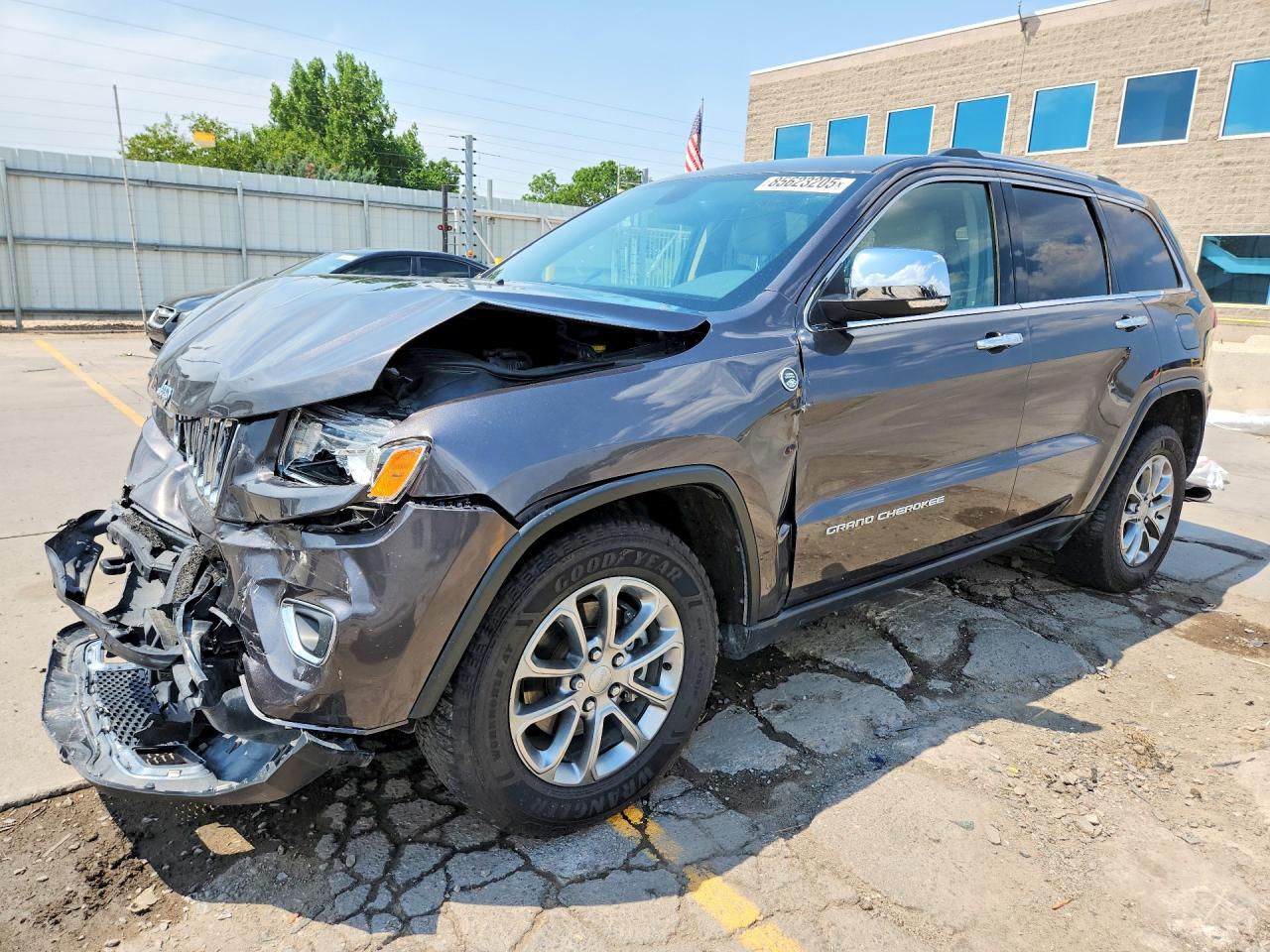 2015 JEEP CHEROKEE LIMITED | 1C4RJFBG8FC704567 | UPCARS
