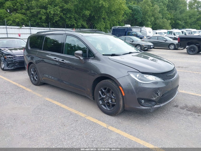 2019 CHRYSLER PACIFICA LIMITED | 2C4RC1GG6KR698436 | UPCARS