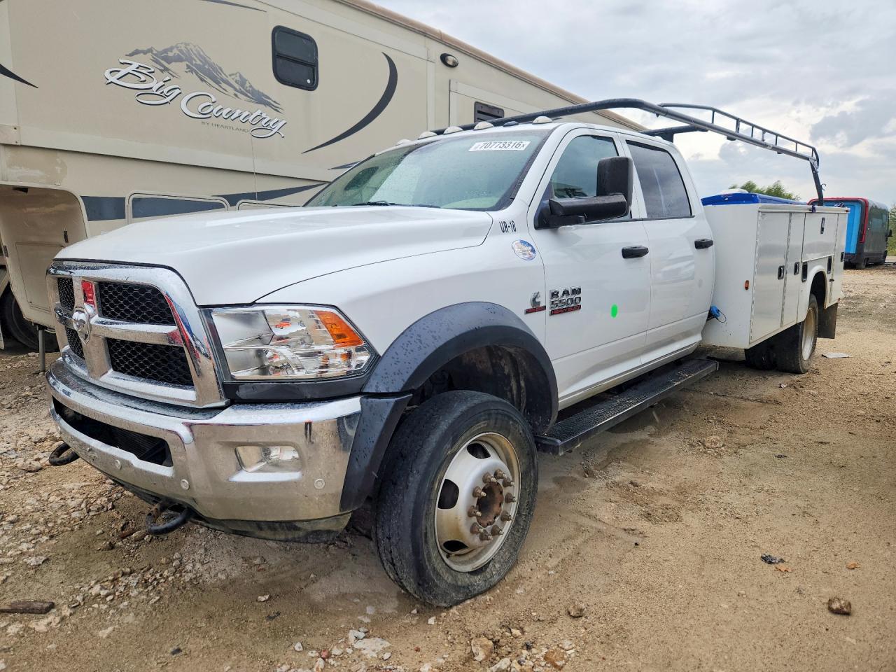 2018 RAM 5500 | 3C7WRMFL9JG330003 | UPCARS