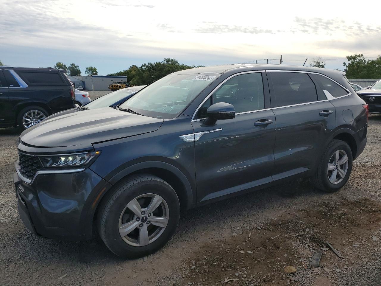 2023 KIA SORENTO LX | 5XYRGDLC7PG184485 | UPCARS