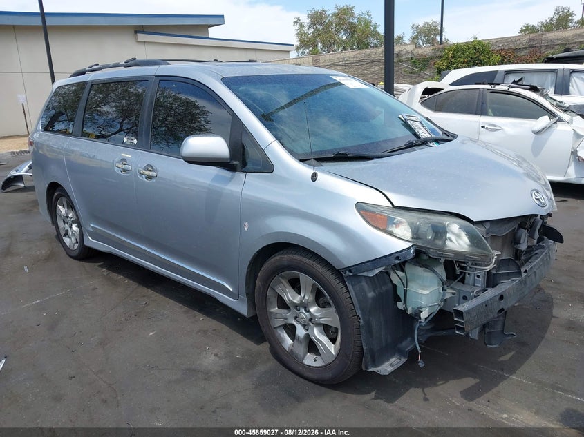 2012 TOYOTA SIENNA SE 8 PASSENGER | 5TDXK3DC8CS220180 | UPCARS