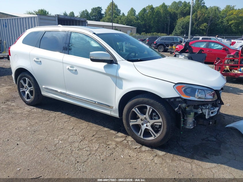 2014 VOLVO XC60 T6 | YV4902DZ8E2529684 | UPCARS