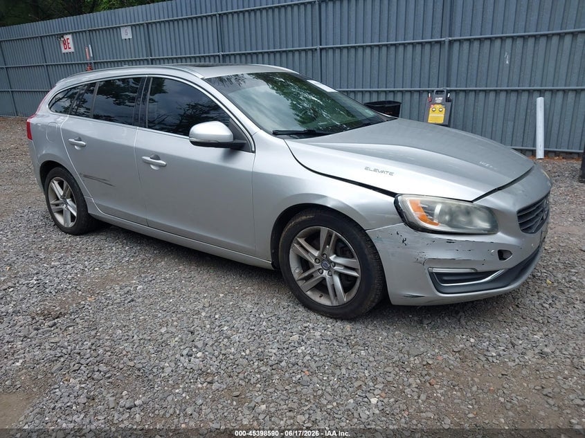 2015 VOLVO V60 T5 PREMIER | YV1612SB7F1211467 | UPCARS